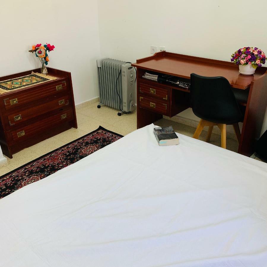 Home Away From Home Йерусалим Екстериор снимка