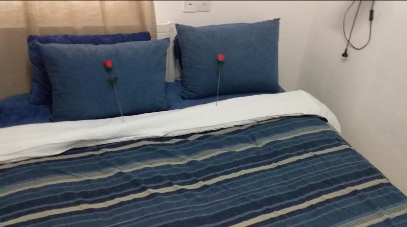 Home Away From Home Йерусалим Екстериор снимка